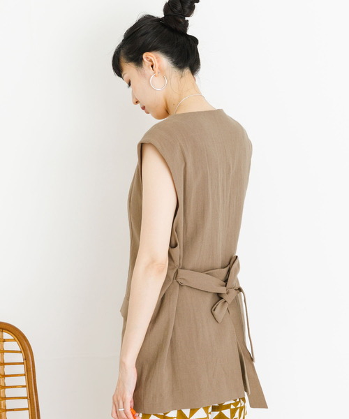 UR Lab.（アーバンリサーチラボ）の「ベルト付きベスト（ベスト・レディース・ダークブラウン/ベージュ/モカ・FREE）」の14枚目の写真