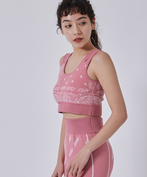 NERGY（ナージー）の「バンダナニットブラトップ（スポーツブラ・レディース・ピンク/スミクロ・S/M）」の4枚目の写真