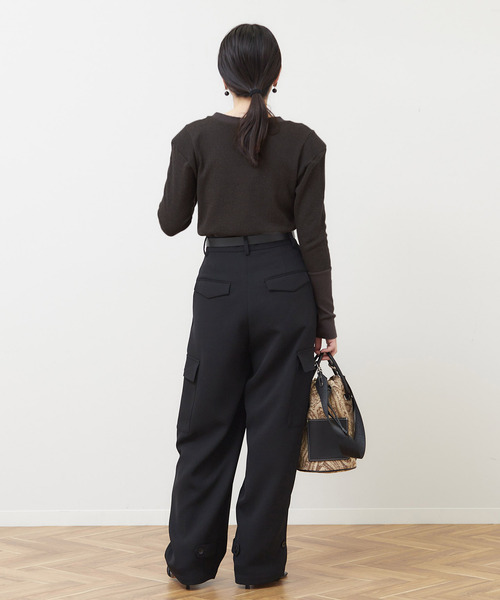 journal standard L'essage（ジャーナルスタンダードレサージュ）の「ダブルツイルカーゴパンツ（カーゴパンツ・レディース・ブラック/カーキ・36/38）」の5枚目の写真