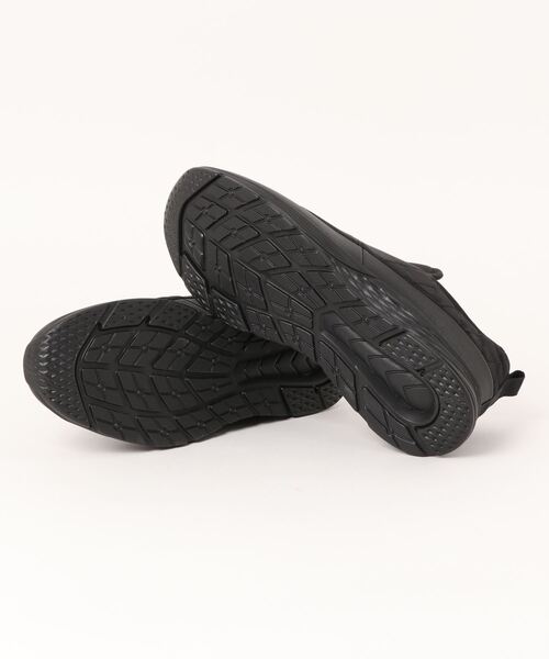 TopIsm(トップイズム)の「超軽量 難燃加工 防寒アウトドアシューズ(スリッポン・メンズ・ブラック系その他/ブラック/グリーン系カモフラージュ・25.5cm/26.0cm/26.5cm/27.0cm)」の4枚目の写真