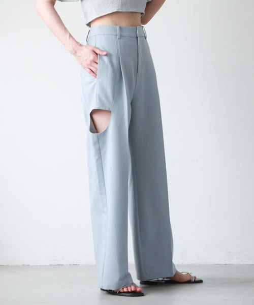 archives（アルシーヴ）の「【新色追加】サイドカットアウトパンツ（その他パンツ・レディース・ブラック/アイボリー/ブルー/ベージュ・MEDIUM）」の4枚目の写真