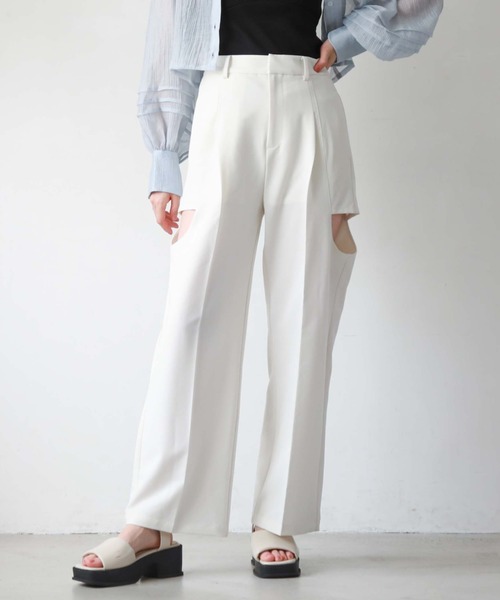 archives（アルシーヴ）の「【新色追加】サイドカットアウトパンツ（その他パンツ・レディース・ブラック/アイボリー/ブルー/ベージュ・MEDIUM）」の5枚目の写真