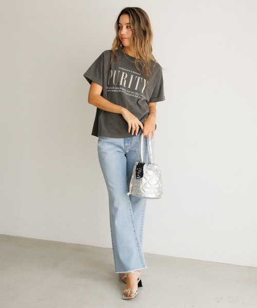 BAYFLOW(ベイフロー)の「チャーム付キルト巾着(ショルダーバッグ・レディース・アイボリー/ブルー/ブラック/カーキ/イエロー/シルバー・FREE)」の16枚目の写真