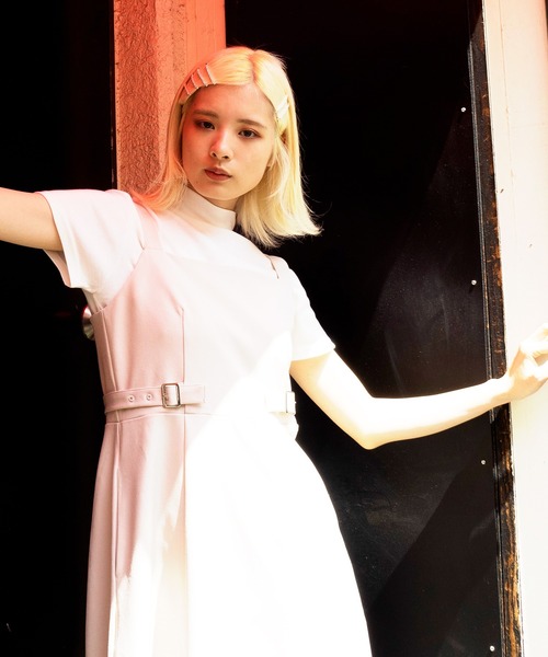 PUNYUS（プニュズ）の「サイドベルトワンピース（ワンピース・レディース・ベージュ/ブラック・3/1/2/4）」の8枚目の写真