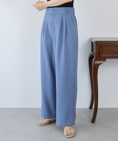 BLUEEAST（ブルーイースト）の「ハイウエストツータックスラックス（スラックス・レディース・グレイッシュベージュ/ブルー/グレー/ブラック・MEDIUM/LARGE）」の7枚目の写真