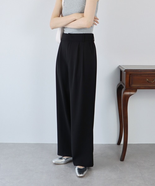 BLUEEAST（ブルーイースト）の「ハイウエストツータックスラックス（スラックス・レディース・グレイッシュベージュ/ブルー/グレー/ブラック・MEDIUM/LARGE）」の9枚目の写真