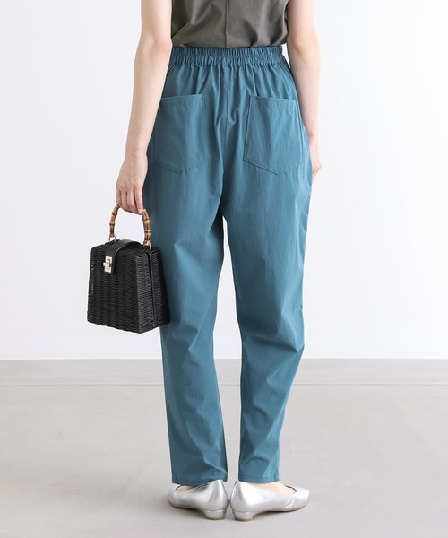 n'OrLABEL(ノアールレーベル)の「【接触冷感・UVカット・撥水】テーパードパンツ(その他パンツ・レディース・ベージュ/カーキ/ブラック/グレイッシュブルー・1/2)」の9枚目の写真