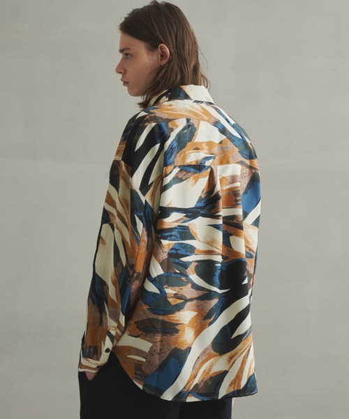 Revo.（レボ）の「Revo. レトロ アブストラクト アートプリント レギュラーカラーシャツ 長袖シャツ（シャツ/ブラウス・メンズ・ワイン/ブルー/グリーン・1/2）」の20枚目の写真