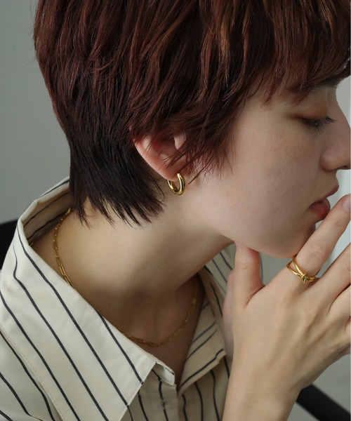 ORLEAN(オルレアン)の「金属アレルギー対応 ボリュームシンプルフープピアス 両耳用 サージカルステンレス(ピアス(両耳用)・レディース・ゴールド/シルバー・フリー)」の10枚目の写真