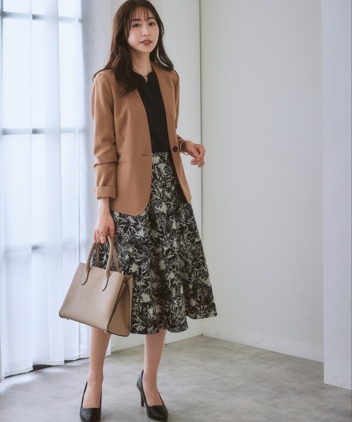 7days Life Styling（セブンデイズライフスタイリング）の「花柄プリントフレアスカート（サイドポケット付）（スーツスカート・レディース・ブラック系/ベージュ系/アイボリー系・M/L/S/LL）」の7枚目の写真