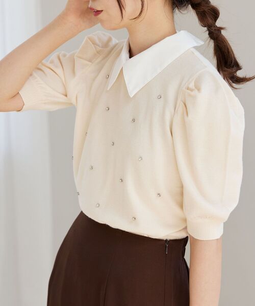 MAJESTIC LEGON（マジェスティックレゴン）の「2way襟付きビジューニット（ニット/セーター・レディース・ブラック/アイボリー/グレー・MEDIUM）」の10枚目の写真