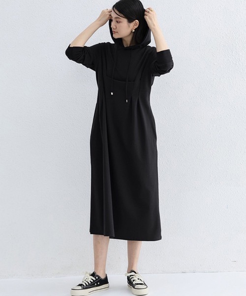 Doux Belle(ドゥーベル)の「ウエストタックパーカーワンピース(ワンピース・レディース・キャメル/ネイビー/ブラック/グレー/ベージュ・MEDIUM)」の21枚目の写真