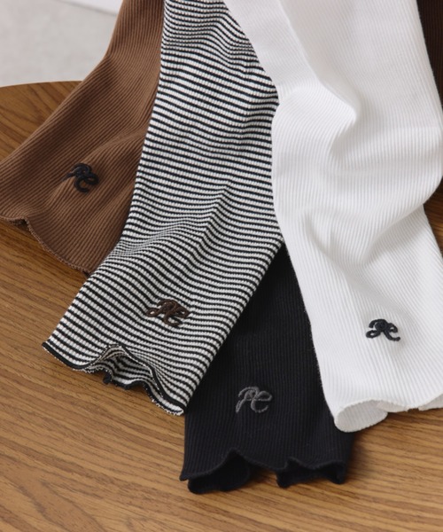 PUAL CE CIN（ピュアルセシン）の「ニュアンスロゴ刺繍　プチハイネックテレコメローカットソー（Tシャツ/カットソー・レディース・ブラウン/ブラック系その他/オフホワイト/ブラック・FREE）」の6枚目の写真