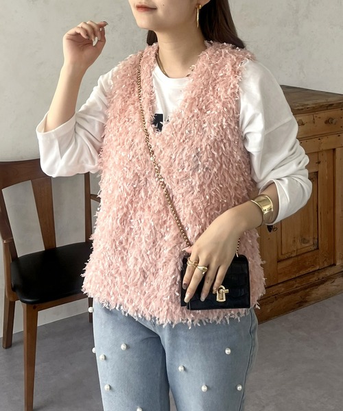 prose verse（プロズヴェール）の「Vネックふわふわフリンジベスト（ベスト・レディース・ピンク/アイボリー/ブラック・MEDIUM）」の10枚目の写真
