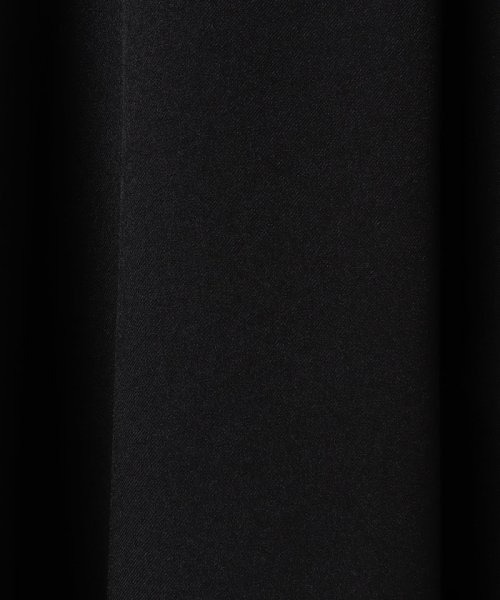 allureville(アルアバイル)の「PEフランネルスラッシュネックワンピース(ワンピース・レディース・レッド/ベージュ/ブラック・2/1)」の13枚目の写真