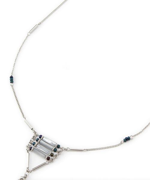 BEAUTY&YOUTH UNITED ARROWS(ビューティーアンドユースユナイテッドアローズ)の「BY メタルビーズ×フリンジロングネックレス◆(ネックレス・レディース・ゴールド/シルバー・フリー)」の3枚目の写真