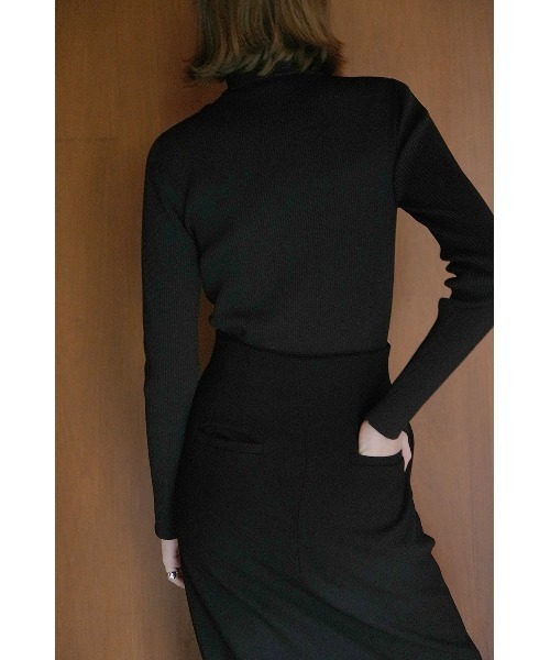 CLANE SLIT COLLAR RIB KNIT TOPS サイズ２ CLANE（クラネ）の「CLANE/クラネ/SLIT COLLAR RIB KNIT（ニット