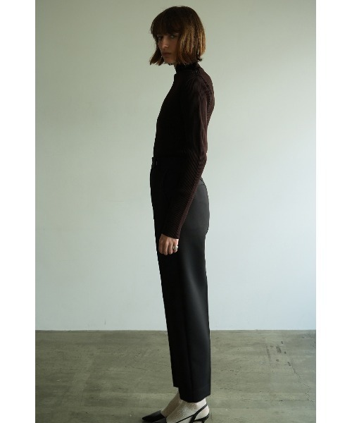 CLANE SLIT COLLAR RIB KNIT TOPS サイズ２ CLANE（クラネ）の「CLANE/クラネ/SLIT COLLAR RIB KNIT（ニット