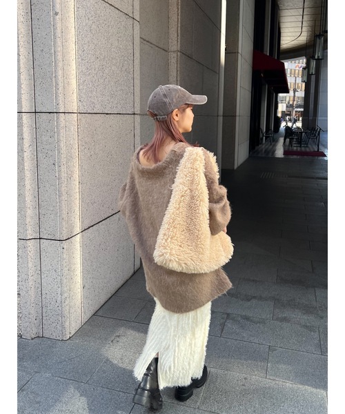 JUMELLE（ジュメロ）の「triangle fur bag（ショルダーバッグ・レディース・アイボリー/ベージュ・FREE）」の19枚目の写真