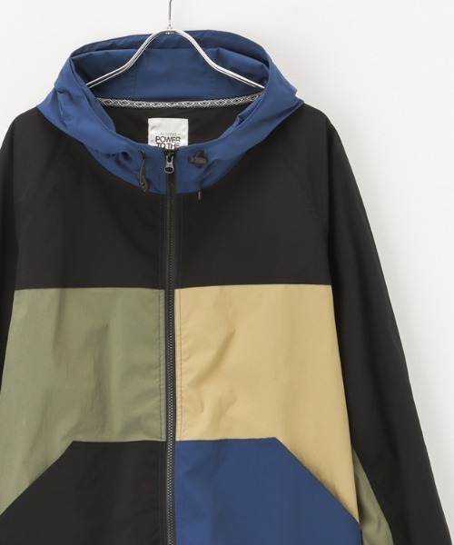 POWER TO THE PEOPLE(パワートゥーザピープル)の「POWER TO THE PEOPLE MOVING マウンテンロールパーカー(マウンテンパーカー・メンズ・ブラック/マルチ/カーキ/ベージュ/イエロー/ネイビー・XL/M/L)」の6枚目の写真