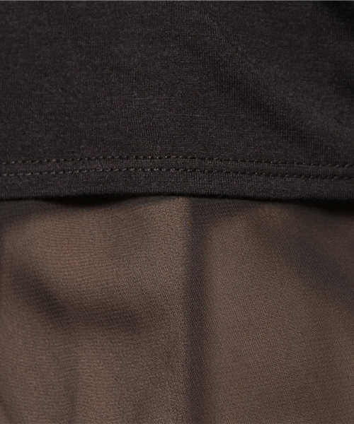 MOUSSY（マウジー）の「LAYERED BACK OPEN TOPS（Tシャツ/カットソー・レディース・ネイビー/ブラック/オフホワイト・FREE）」の5枚目の写真