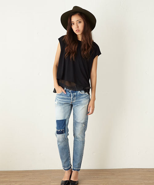 MOUSSY（マウジー）の「LAYERED BACK OPEN TOPS（Tシャツ/カットソー・レディース・ネイビー/ブラック/オフホワイト・FREE）」の15枚目の写真