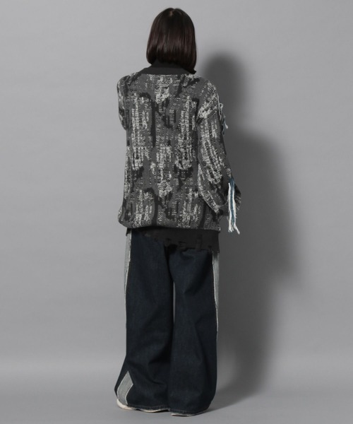 Anui（アニュイ）の「【UNISEX】MIXフリンジカーディガン（カーディガン/ボレロ・レディース・ブラック/グリーン・M）」の17枚目の写真