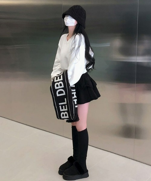 BEIDELLI（ベイデリー）の「[BELLIDE MADE] 裏起毛パステルVネッククロップドスウェット（スウェット・レディース・グレー/ホワイト系/ブラック/ネイビー/ホワイト・FREE）」の11枚目の写真