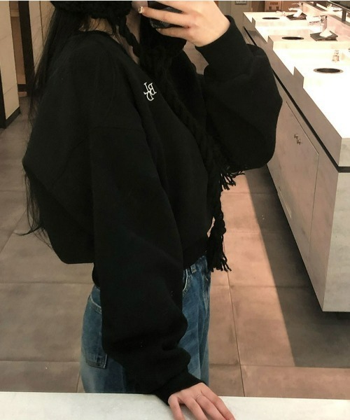 BEIDELLI（ベイデリー）の「[BELLIDE MADE] 裏起毛パステルVネッククロップドスウェット（スウェット・レディース・グレー/ホワイト系/ブラック/ネイビー/ホワイト・FREE）」の13枚目の写真