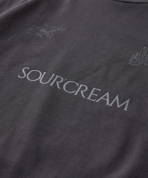 Sourcream(サワークリーム)の「【Sourcream Fishing Club】TECH CREW SWT(スウェット・メンズ・チャコールグレー/アッシュグレー/ネイビー・FREE)」の8枚目の写真