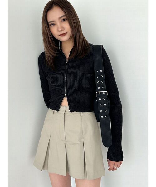 EMODA(エモダ)の「プリーツミニスカート(スカート・レディース・ネイビー/ベージュ/グレー・SMALL/MEDIUM)」の12枚目の写真