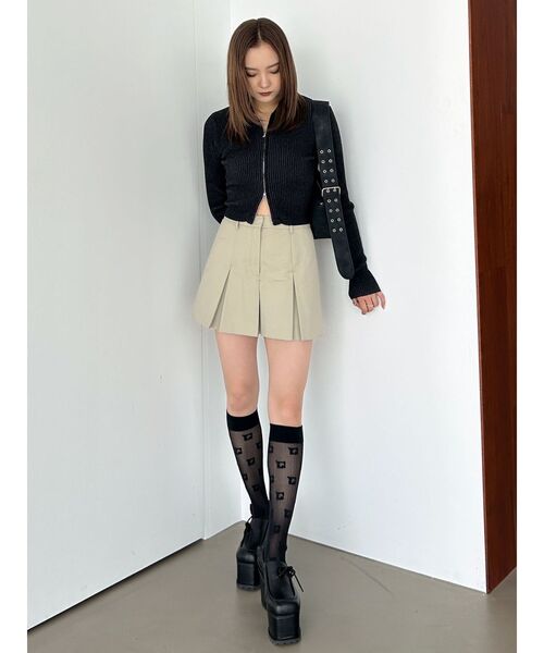EMODA(エモダ)の「プリーツミニスカート(スカート・レディース・ネイビー/ベージュ/グレー・SMALL/MEDIUM)」の14枚目の写真