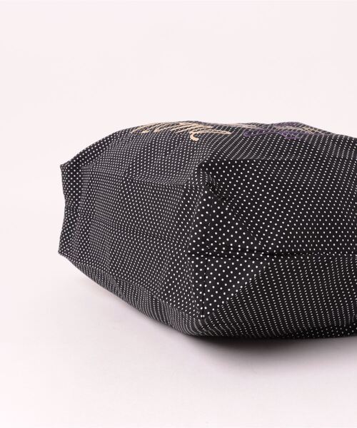 POU DOU DOU（プードゥドゥ）の「on my way home刺繍ショルダーバッグ（ショルダーバッグ・レディース・ブルー/ブラック/グリーン・3/8）」の9枚目の写真