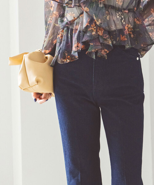 Wrangler（ラングラー）の「《追加》【Wrangler】別注70’sFLARE（デニムパンツ・レディース・ネイビー/サックスブルー・X-SMALL/SMALL/MEDIUM/LARGE）」の3枚目の写真