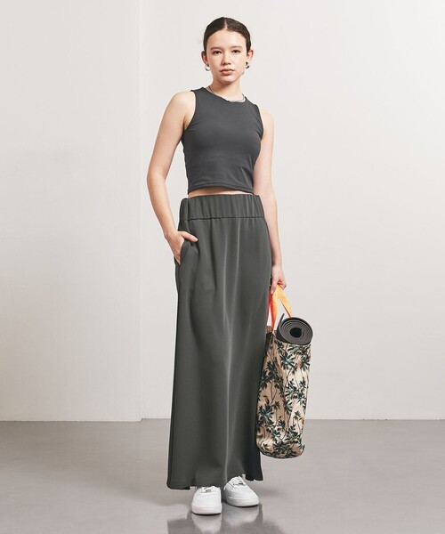 TO UNITED ARROWS（トゥーユナイテッドアローズ）の「＜TO UNITED ARROWS＞P ギャザー フレアスカート（スカート・レディース・ブラック/ダークグレー・M/S）」の5枚目の写真