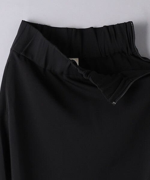 TO UNITED ARROWS（トゥーユナイテッドアローズ）の「＜TO UNITED ARROWS＞P ギャザー フレアスカート（スカート・レディース・ブラック/ダークグレー・M/S）」の22枚目の写真