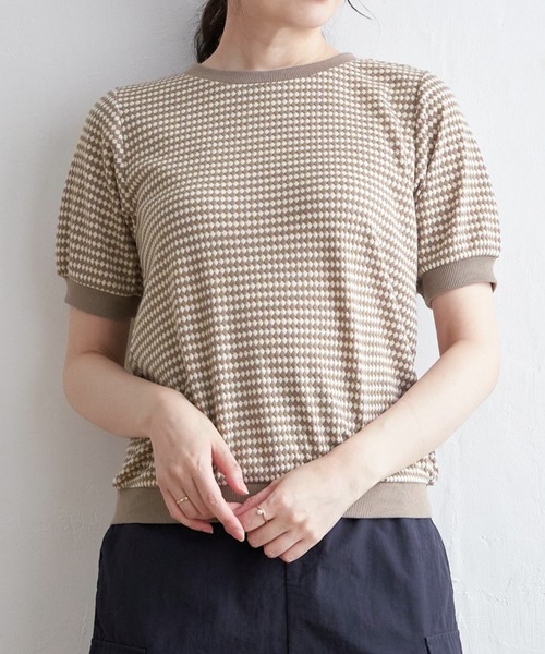 ikka(イッカ)の「【親子コーデ】ハニカム柄ジャガードカットソー(Tシャツ/カットソー・レディース・オレンジ/ベージュ/グリーン/キャメル/ブラック・M/L/S)」の1枚目の写真