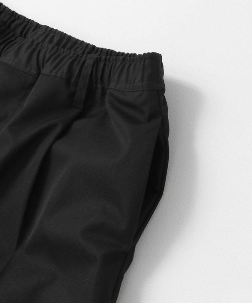 ITEMS URBANRESEARCH（アイテムズ アーバンリサーチ）の「ポリツイル イージー カーゴパンツ（その他パンツ・メンズ・ブラック/カーキ・MEDIUM/LARGE）」の9枚目の写真