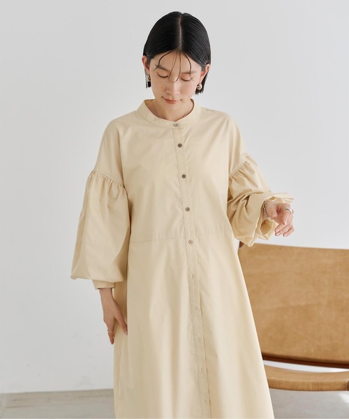 titivate（ティティベイト）の「2wayボリュームパフスリーブシャツワンピース（シャツワンピース・レディース・ブラック/オフホワイト/ライトベージュ・S/M）」の10枚目の写真