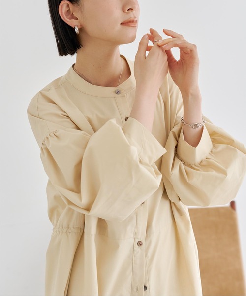 titivate（ティティベイト）の「2wayボリュームパフスリーブシャツワンピース（シャツワンピース・レディース・ブラック/オフホワイト/ライトベージュ・S/M）」の12枚目の写真