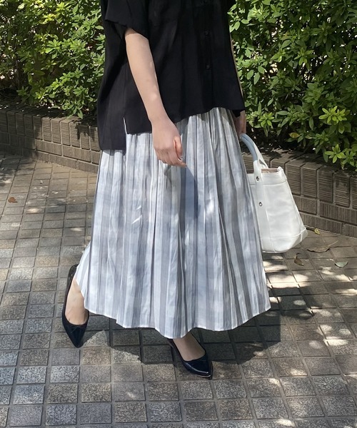 NICOLE white（ニコルホワイト）の「リバーシブルギャザースカート／表：チェック柄・裏：ストライプ柄（スカート・レディース・ブラック/カーキ系/ベージュ/ブラック系/グリーン・FREE）」の9枚目の写真