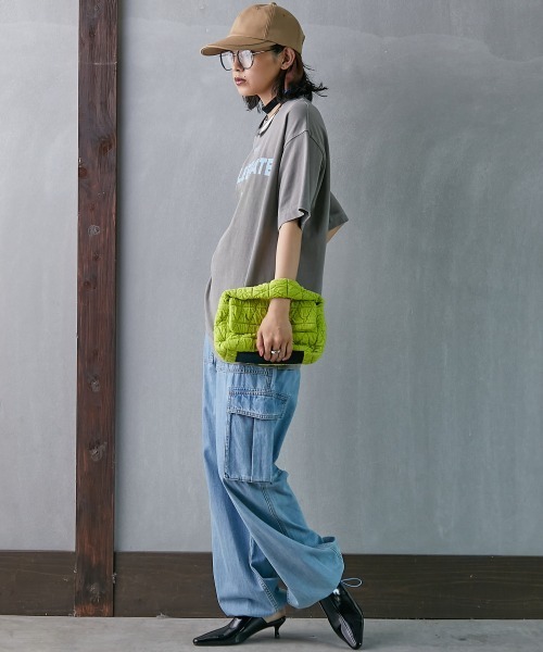 GEVS.(ジェイヴィス)の「<大きいサイズ> ピグメント染ロゴプリントTシャツ GEVS.(Tシャツ/カットソー・レディース・チャコール/カーキ/ピンク・5L/4L/3L/LL/L)」の14枚目の写真