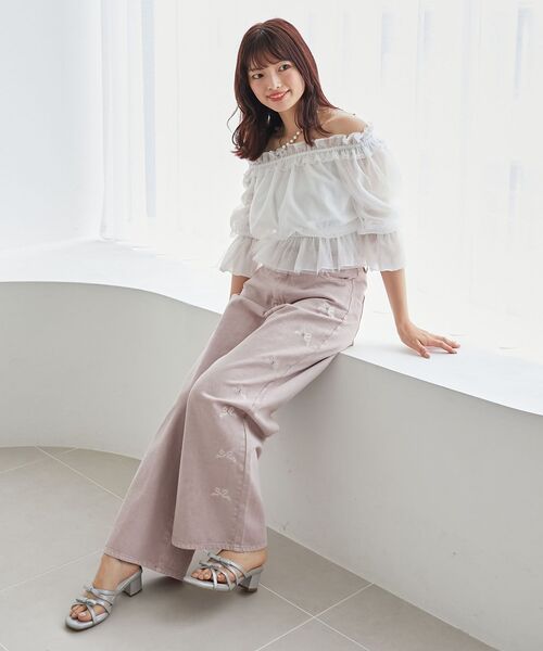 MAJESTIC LEGON(マジェスティックレゴン)の「エアリーオフショルブラウス(シャツ/ブラウス・レディース・ブラック系その他/ホワイト系その他2/ホワイト系その他・MEDIUM)」の4枚目の写真