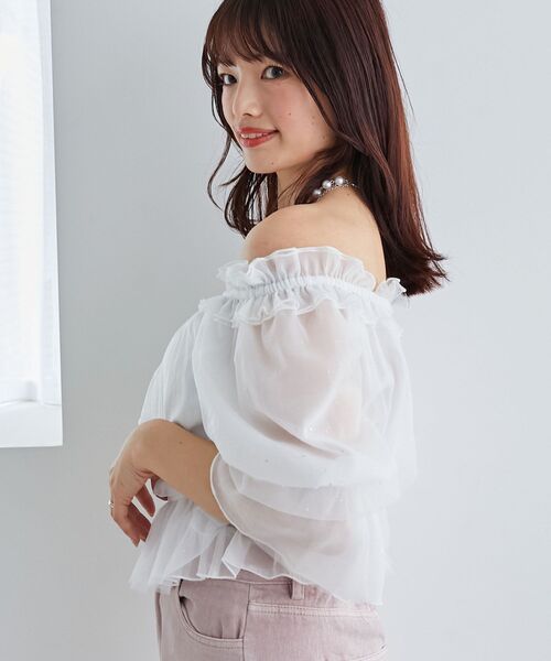 MAJESTIC LEGON(マジェスティックレゴン)の「エアリーオフショルブラウス(シャツ/ブラウス・レディース・ブラック系その他/ホワイト系その他2/ホワイト系その他・MEDIUM)」の10枚目の写真
