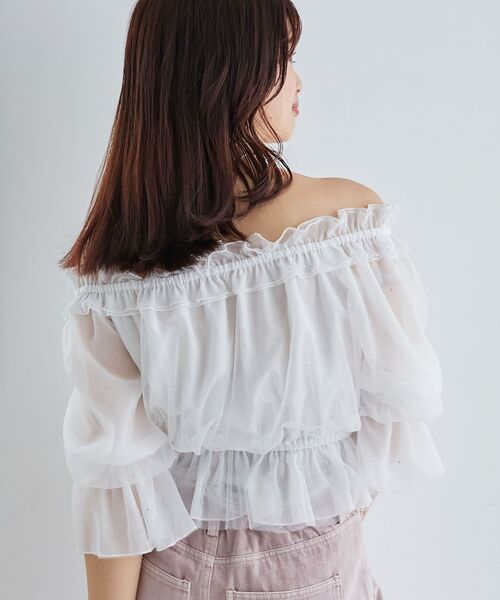 MAJESTIC LEGON(マジェスティックレゴン)の「エアリーオフショルブラウス(シャツ/ブラウス・レディース・ブラック系その他/ホワイト系その他2/ホワイト系その他・MEDIUM)」の11枚目の写真