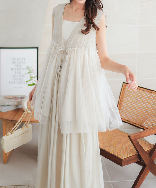 KOBE LETTUCE（コウベレタス）の「ガーゼチュールジレ（ベスト・レディース・グレイッシュベージュ/ブラウン系/ブラック・M）」の3枚目の写真