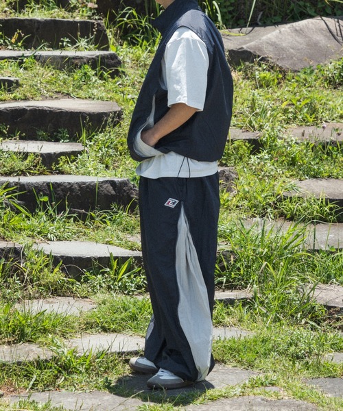 kutir(クティール)の「【低身長だからカッコよく着こなせるアイテム】バイカラージップナイロンベスト(セットアップ着用可能)(ベスト・メンズ・ネイビー/アイボリー/ブラック・SMALL/MEDIUM)」の7枚目の写真