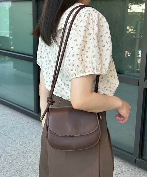 Cham.(チャム)の「ビッグカラー花柄ブラウス(シャツ/ブラウス・レディース・ブラウン/ベージュ・F)」の17枚目の写真
