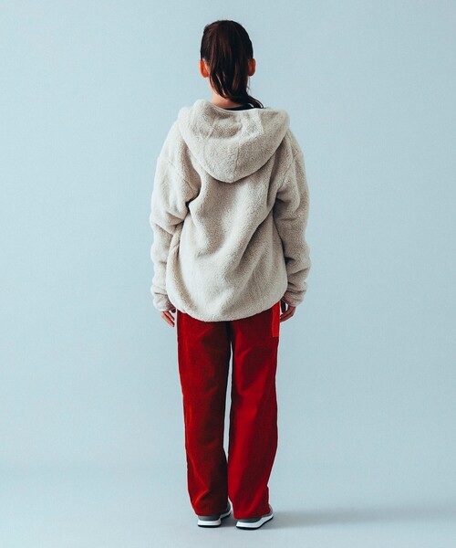 こども ビームス（コドモビームス）の「highking / 別注 テンダー フーディ 2024（120～160cm）（パーカー・キッズ・ベージュ/ネイビー・120/130/140/150/160）」の6枚目の写真