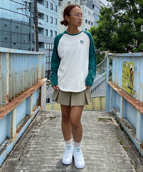 ROXY(ロキシー)の「ROXY/ロキシー ラグランロンT RLT244040(Tシャツ/カットソー・レディース・ネイビー/ブラウン/グリーン・L/M)」の4枚目の写真